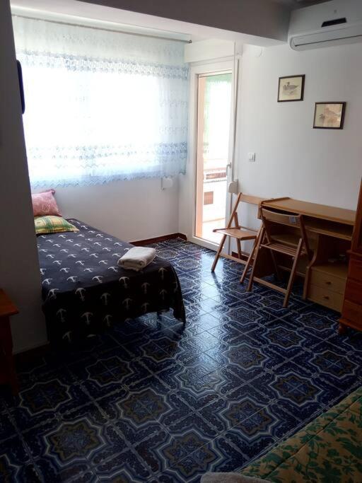 Apartamento Grande, La Mar Esta 5 Minutos Andando Denia Exterior photo